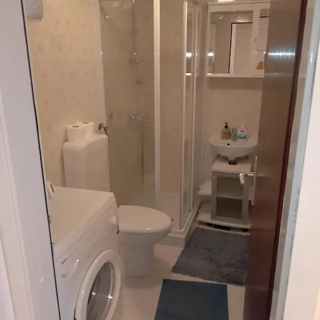 Azzurro Apartment